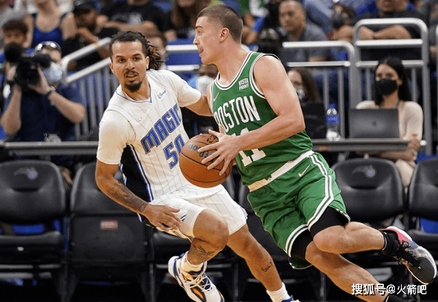 包含休斯敦火箭今夜官宣签约，志在法甲名次提升，压力陡增，数据趋势出现新变化的词条